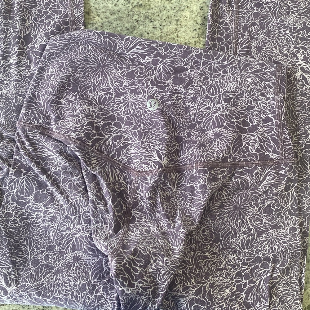 Lululemon crop -capris leggings